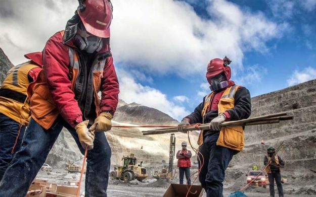 Mineria-chilena-incrementa-generacion-de-empleo.5178