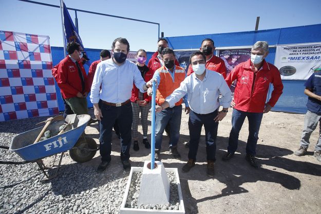 Entrega de servidumbre para primera planta procesadora de minerales.
