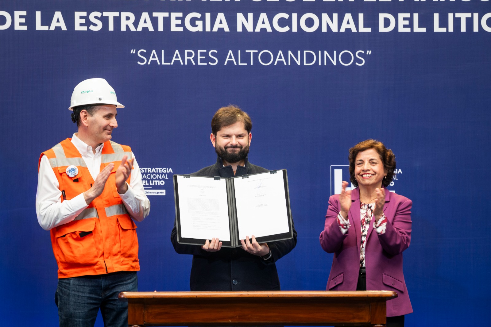 FIRMA CEOL