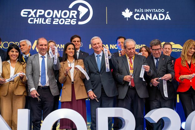 Opening Exponor