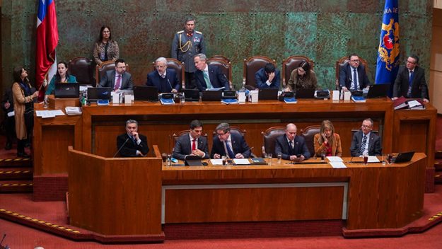 Congreso aprueba Ley Minera